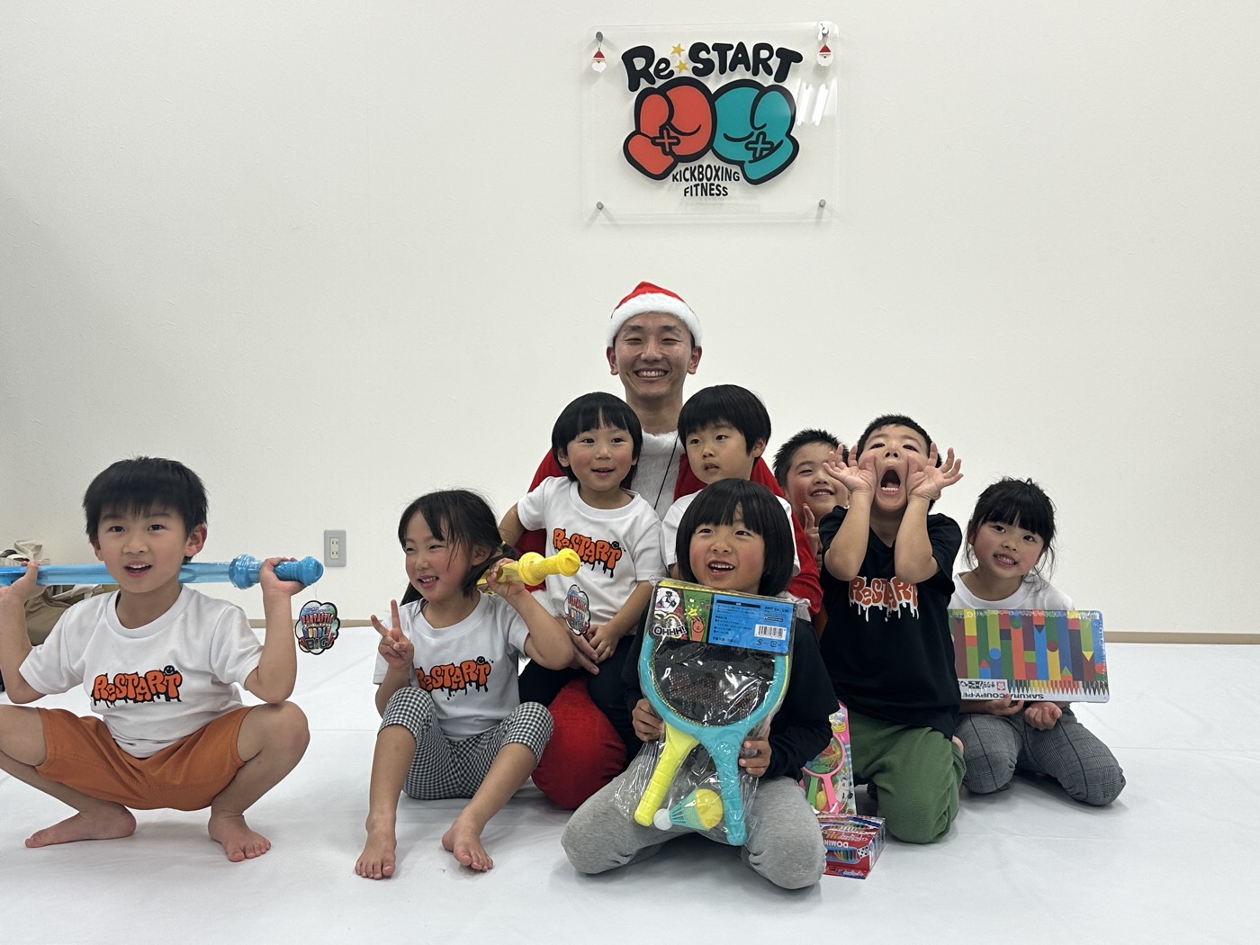 子ども向けクラスの集合写真